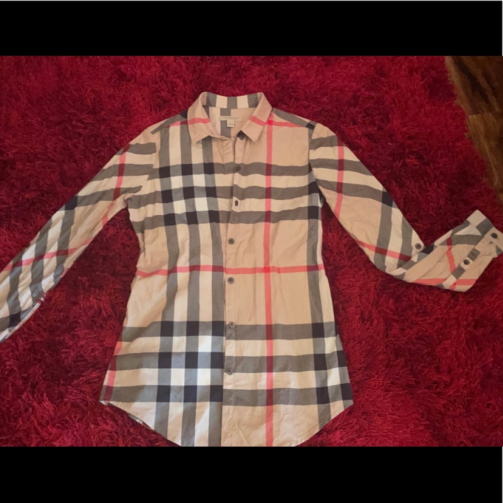 🔥🔥 Womens Burberry Shirt